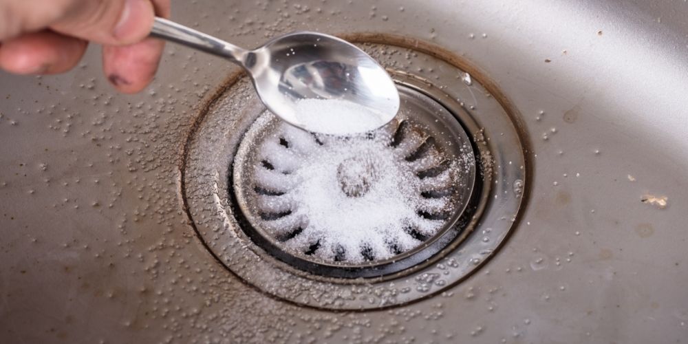 how to clean a stinky drain